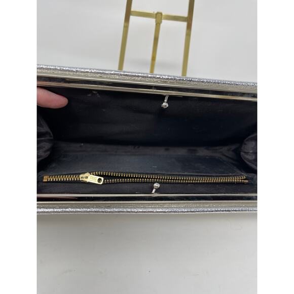 Vintage 1950s Side Kiss Lock Silver Clutch Handbag - Picture 5 of 8